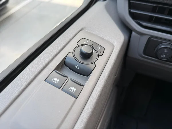VOLKSWAGEN Transporter T7 30 Fou Swb Dsl (2025) — foto 4 van 16