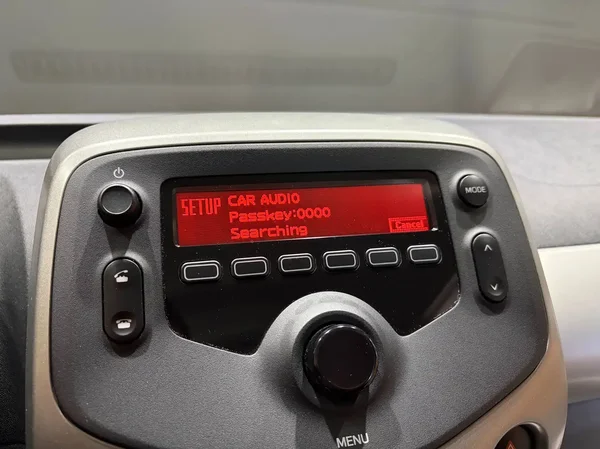 Citroen C1 (2015) — foto 2 van 19
