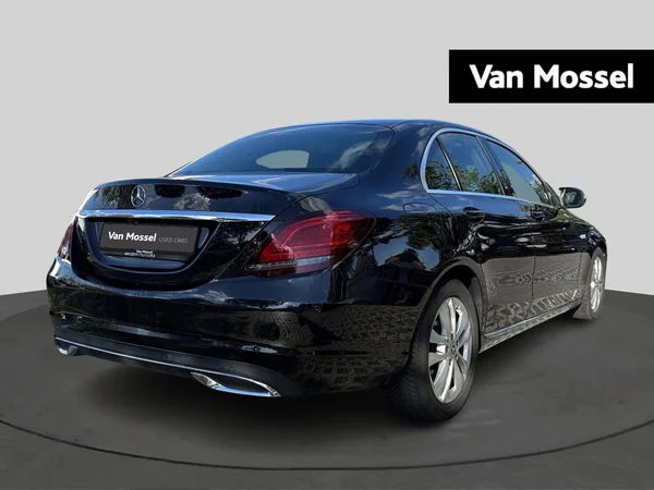 Mercedes-Benz C-Klasse (2020) — foto 12 van 17