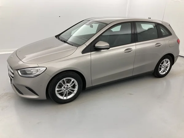 MERCEDES-BENZ B 180 (2020) — foto 16 van 36
