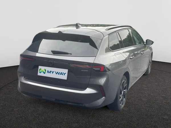 OPEL Astra Sports Tourer PHEV (2023) — foto 18 van 22