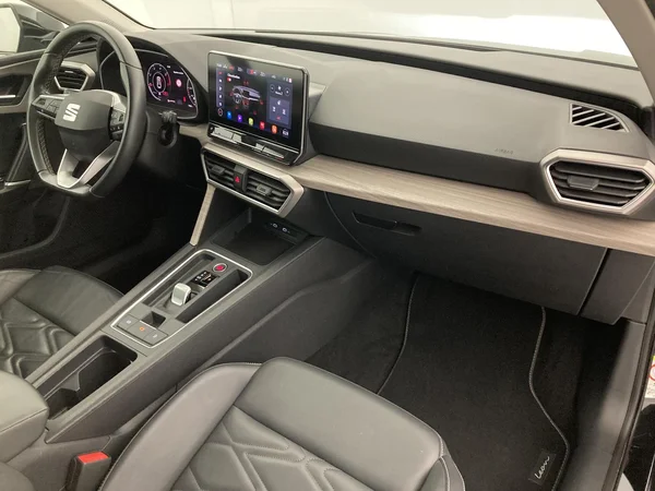 SEAT Leon ST (2021) — foto 34 van 36