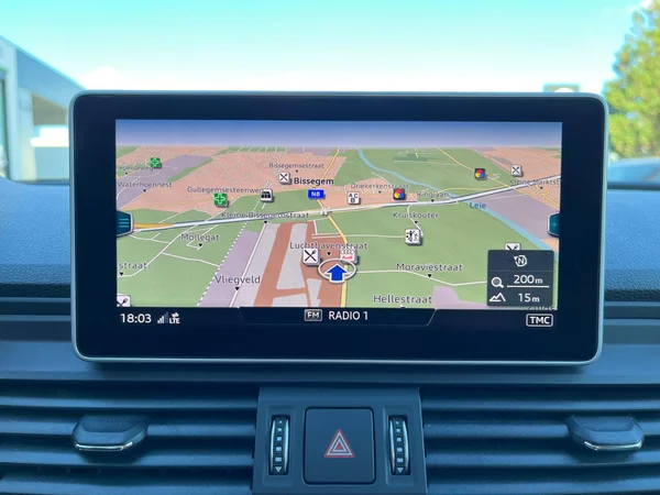 AUDI Q5 Dsl (2019) — foto 17 van 22