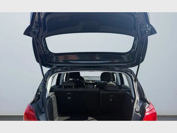 Opel Corsa (2019) — foto 17 van 19