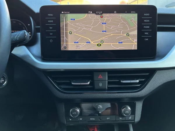 SKODA Scala (2024) — foto 9 van 25