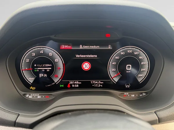 AUDI Q2 (2024) — foto 18 van 20