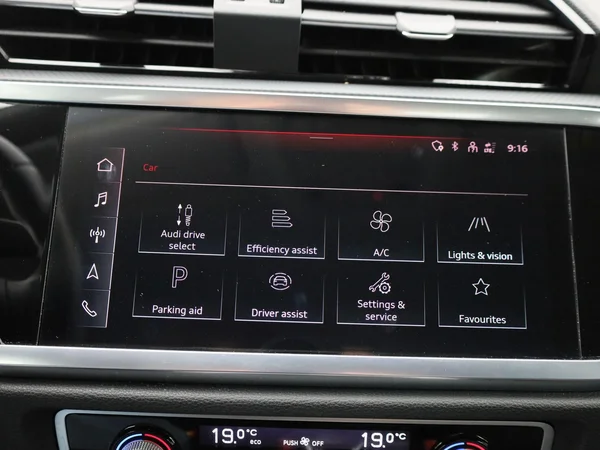 Audi Q3 (2022) — foto 20 van 40