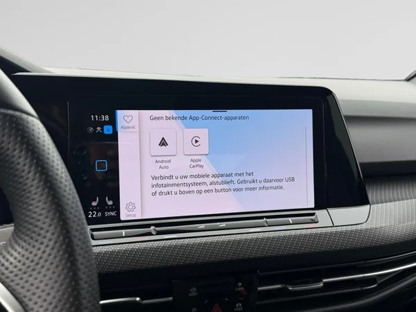 VOLKSWAGEN Golf VIII SW (2024) — foto 11 van 24