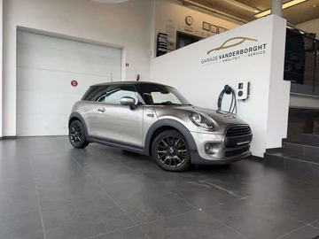 MINI One (2021)