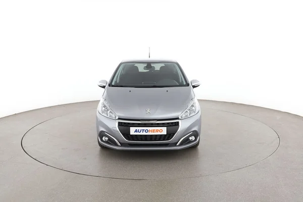 Peugeot 208 (2019) — foto 15 van 16