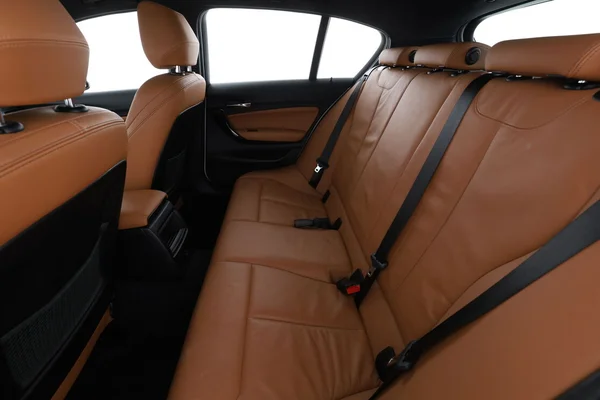 BMW 1-serie (2018) — foto 5 van 16