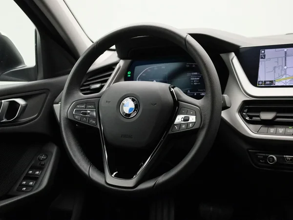 BMW 1 Reeks (2023) — foto 4 van 38
