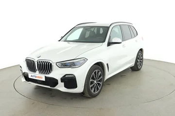 BMW X5 6c54dbf5-cc46-4f2a-b3bd-a1dfddc24aa0