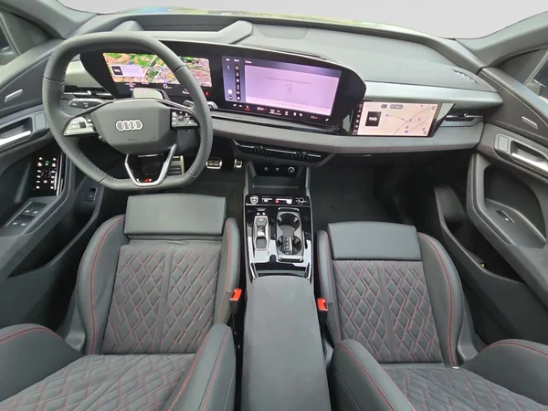 AUDI Q6 e-tron (2026) — foto 17 van 20