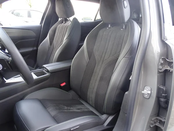 Peugeot 408 (2026) — foto 6 van 32