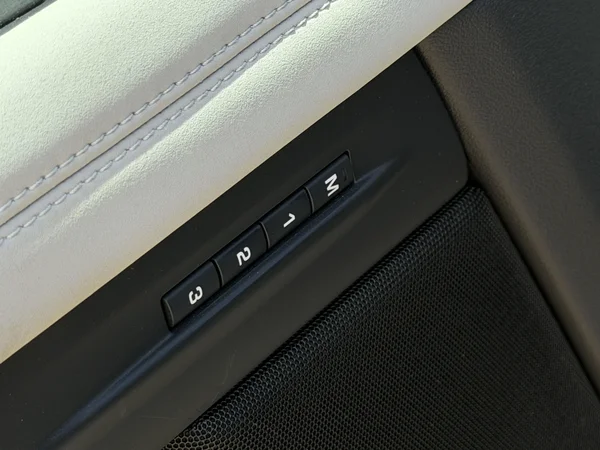 Land Rover Range Rover Evoque (2023) — foto 9 van 22
