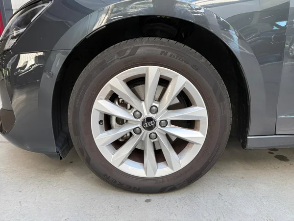 AUDI A3 Sportback (2025) — foto 8 van 17