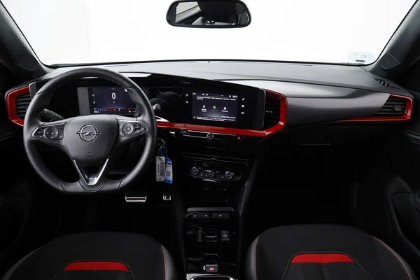 Opel Mokka (2022) — foto 3 van 49