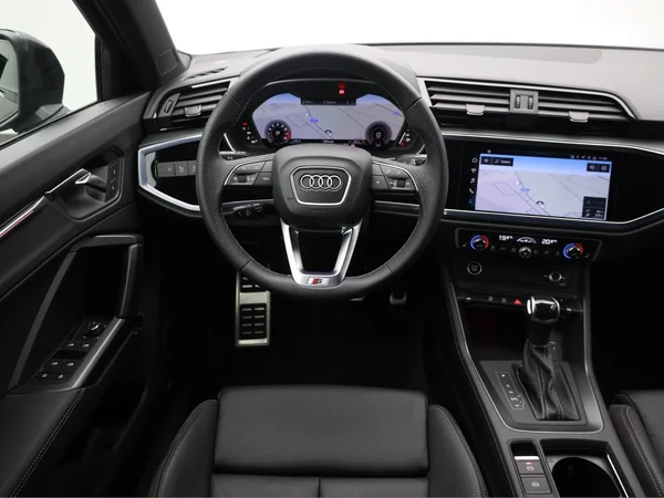 AUDI Q3 (2023) — foto 5 van 23