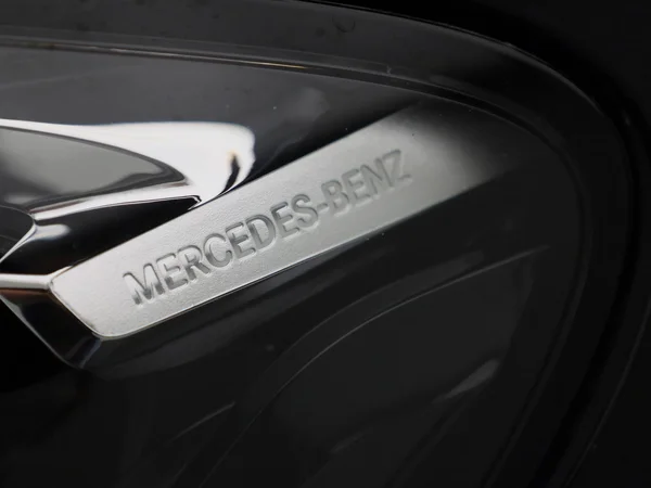 Mercedes-Benz GLE (2025) — foto 8 van 66