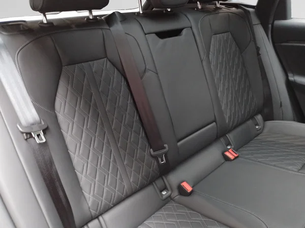 AUDI Q6 e-tron (2025) — foto 10 van 24