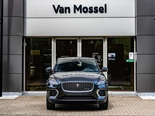 Jaguar E-PACE (2023) — foto 12 van 30