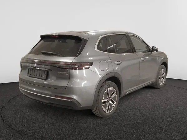 GEELY Starray EM-i (PHEV) (2026) — foto 18 van 22