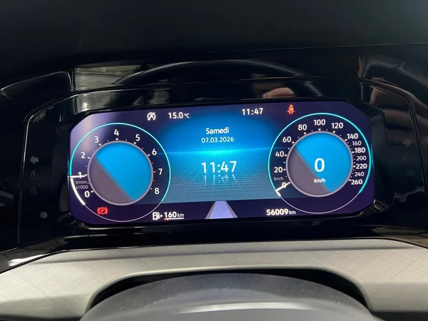 VOLKSWAGEN Golf VIII (2023) — foto 19 van 20