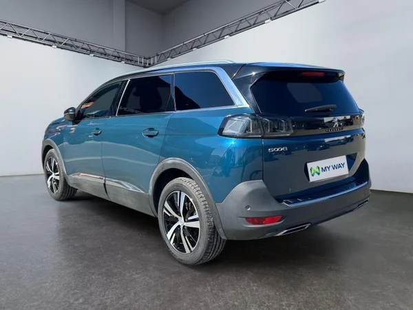 PEUGEOT 5008 Dsl (2022) — foto 23 van 32