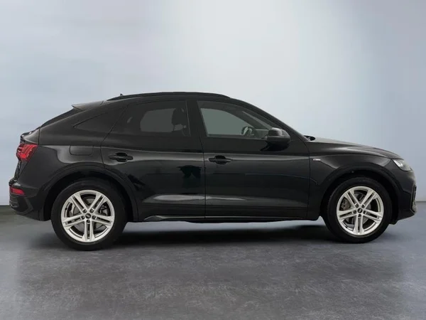 AUDI Q5 Sportback Dsl (2022) — foto 33 van 38