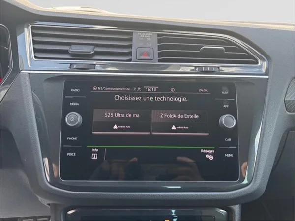 VOLKSWAGEN Tiguan Dsl (2020) — foto 13 van 22