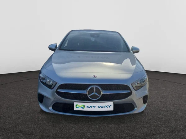 MERCEDES-BENZ A 250 (2023) — foto 14 van 24