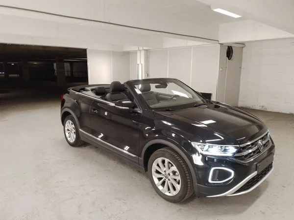 VOLKSWAGEN T-Roc Cabriolet (2022) — foto 11 van 23
