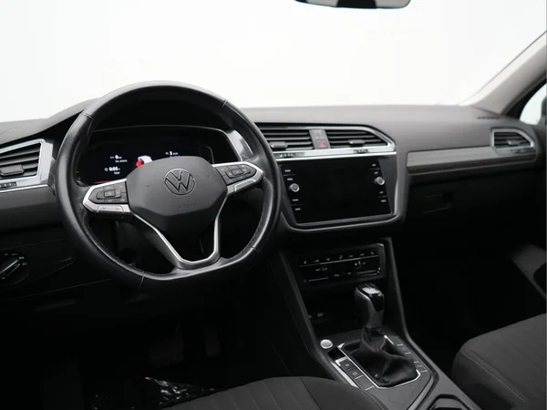 VOLKSWAGEN Tiguan Allspace (2022) — foto 10 van 43