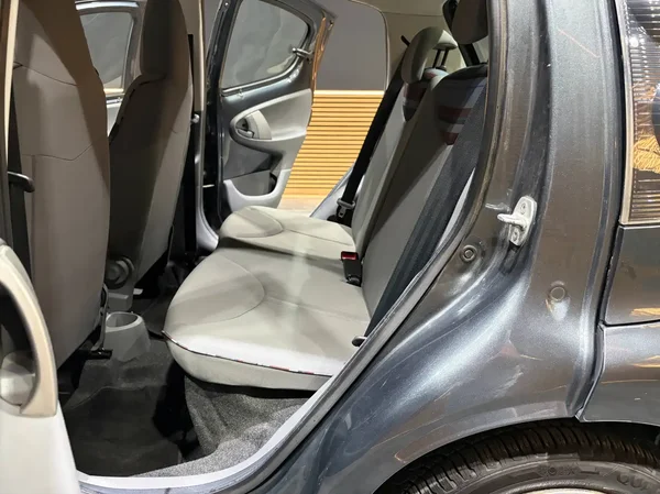 1115_9d2fdd14-2532-4b11-8686-bb223d718215_2010-14.webp