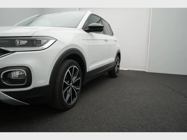 VOLKSWAGEN T-Cross (2019) — foto 4 van 22