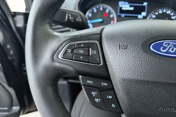 Ford Ecosport (2022) — foto 5 van 21