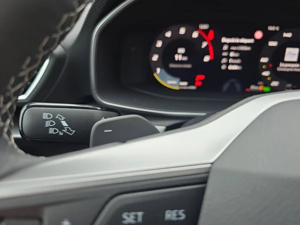 SEAT Leon (2025) — foto 16 van 33