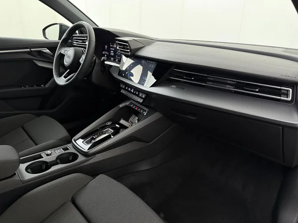 AUDI A3 Sportback (2025) — foto 10 van 18