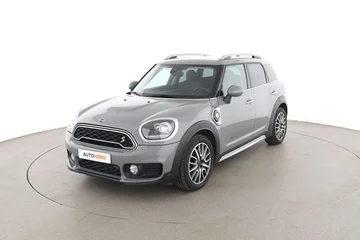 MINI Countryman 9efd3e13-bb48-439f-af03-3ec819b17832