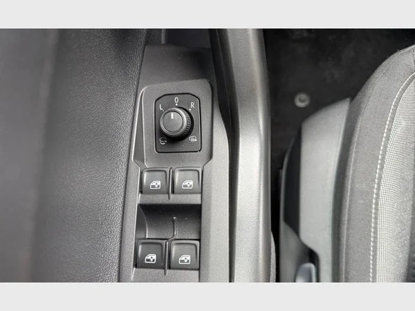 Volkswagen Taigo (2023) — foto 7 van 25