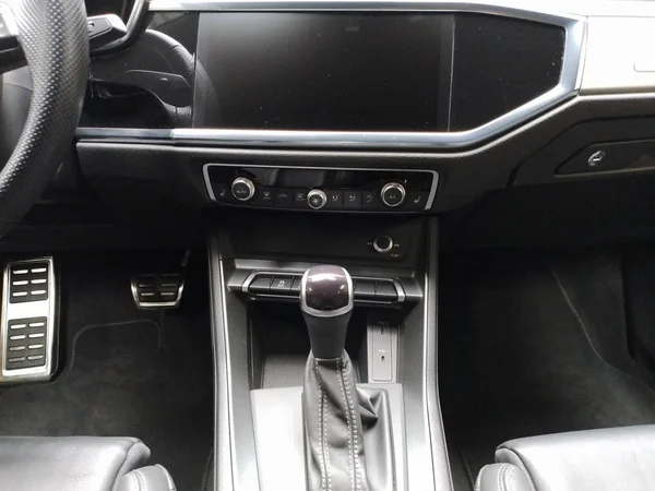 AUDI Q3 (2024) — foto 4 van 22
