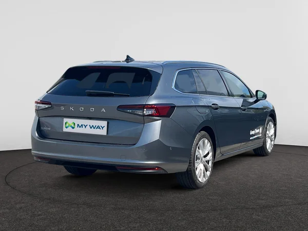 SKODA Superb Combi (2024) — foto 14 van 20