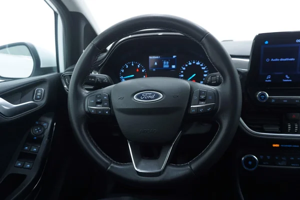 Ford Fiesta (2023) — foto 10 van 30