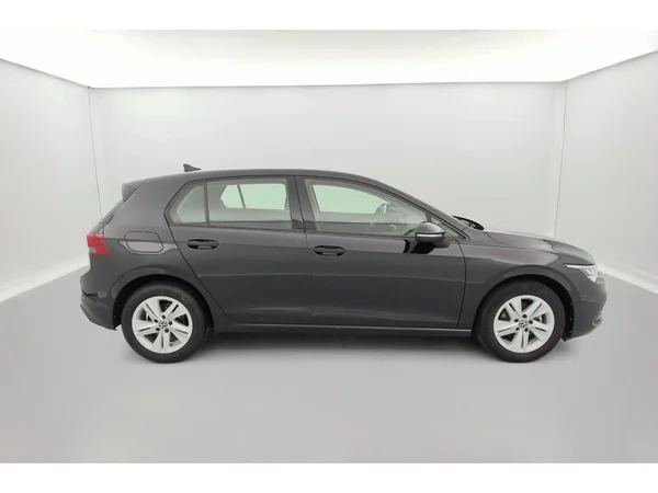 VOLKSWAGEN Golf VIII (2021) — foto 34 van 36