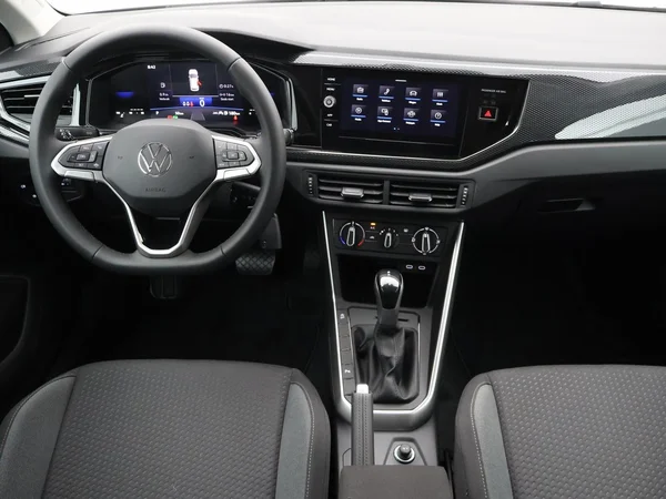 VOLKSWAGEN Polo (2026) — foto 11 van 22