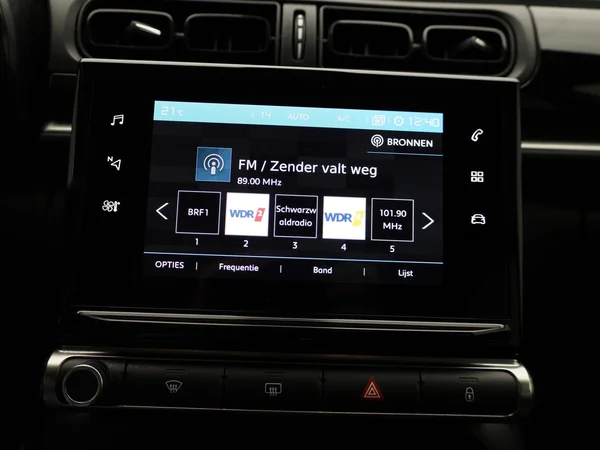 Citroën C3 (2022) — foto 6 van 39