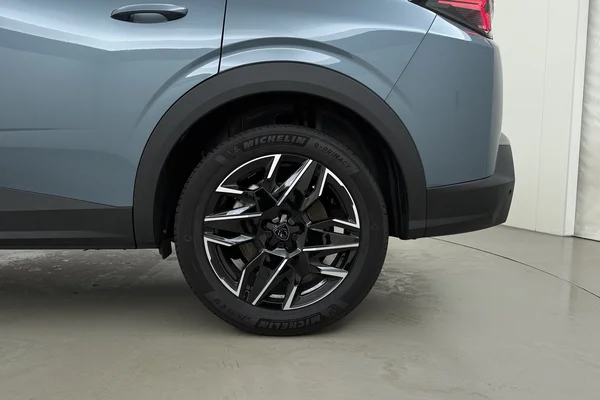 Peugeot 5008 (2025) — foto 15 van 18