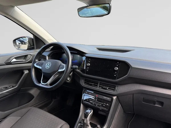 VOLKSWAGEN T-Cross (2022) — foto 18 van 18