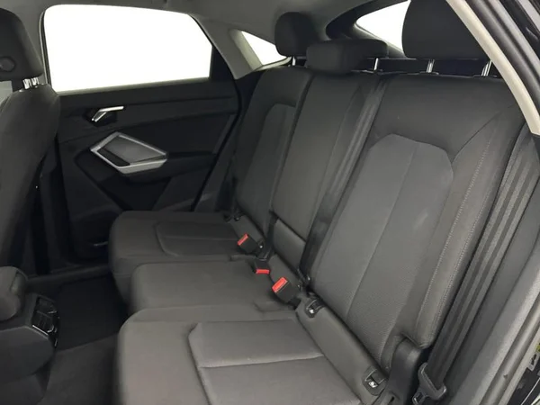 AUDI Q3 Sportback Dsl (2021) — foto 8 van 29